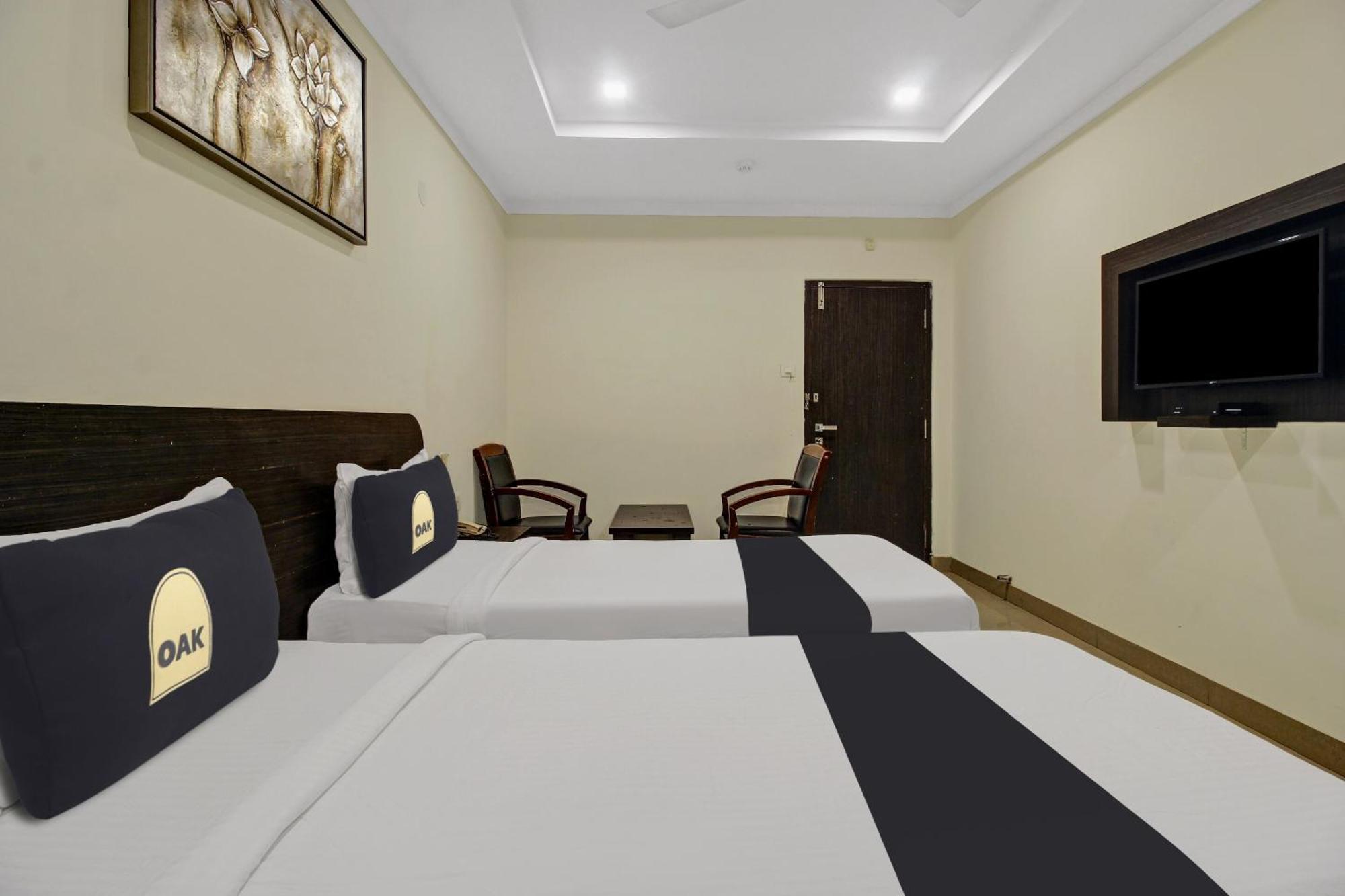 Super Townhouse Oak Lb Nagar Ramoji Otel Haydarabad Dış mekan fotoğraf