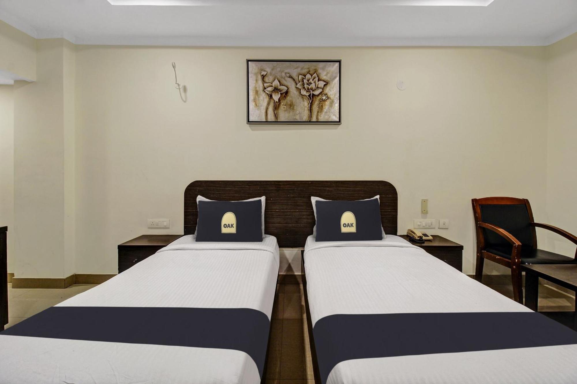 Super Townhouse Oak Lb Nagar Ramoji Otel Haydarabad Dış mekan fotoğraf